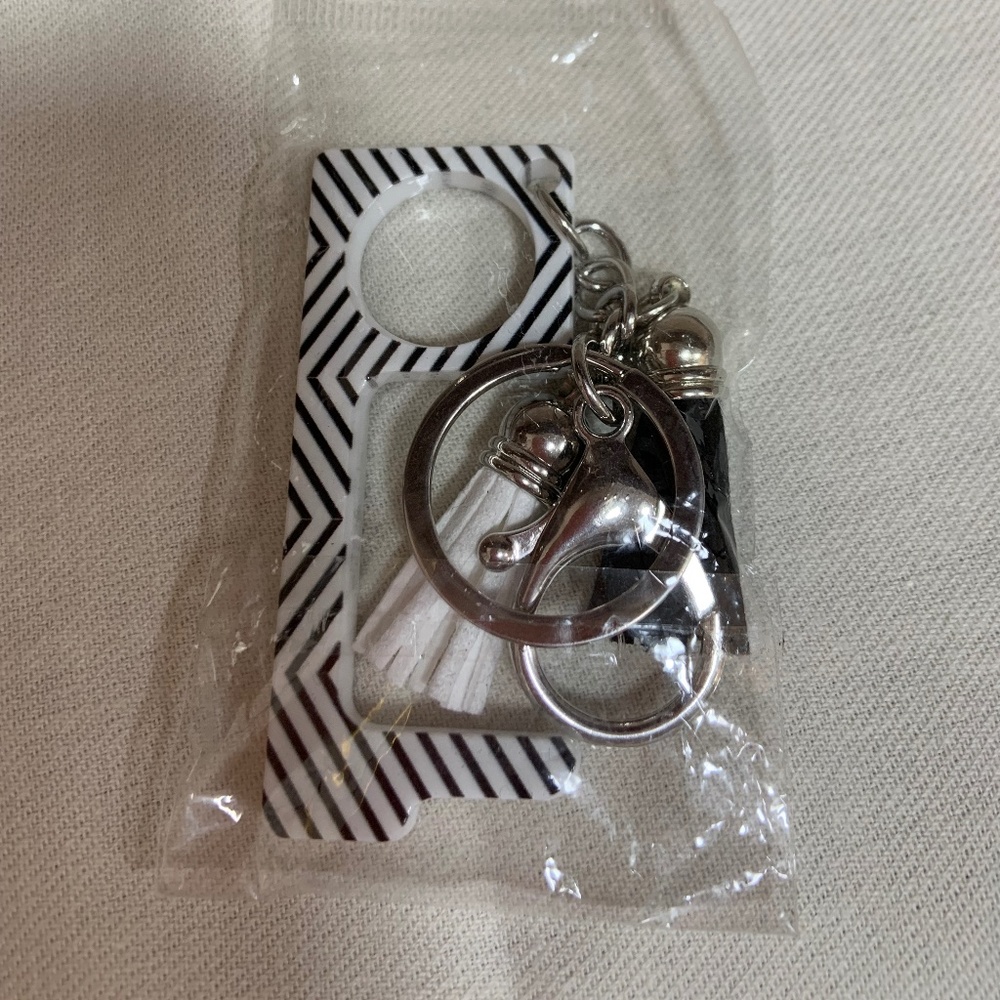No Touch Door Opener/keychain